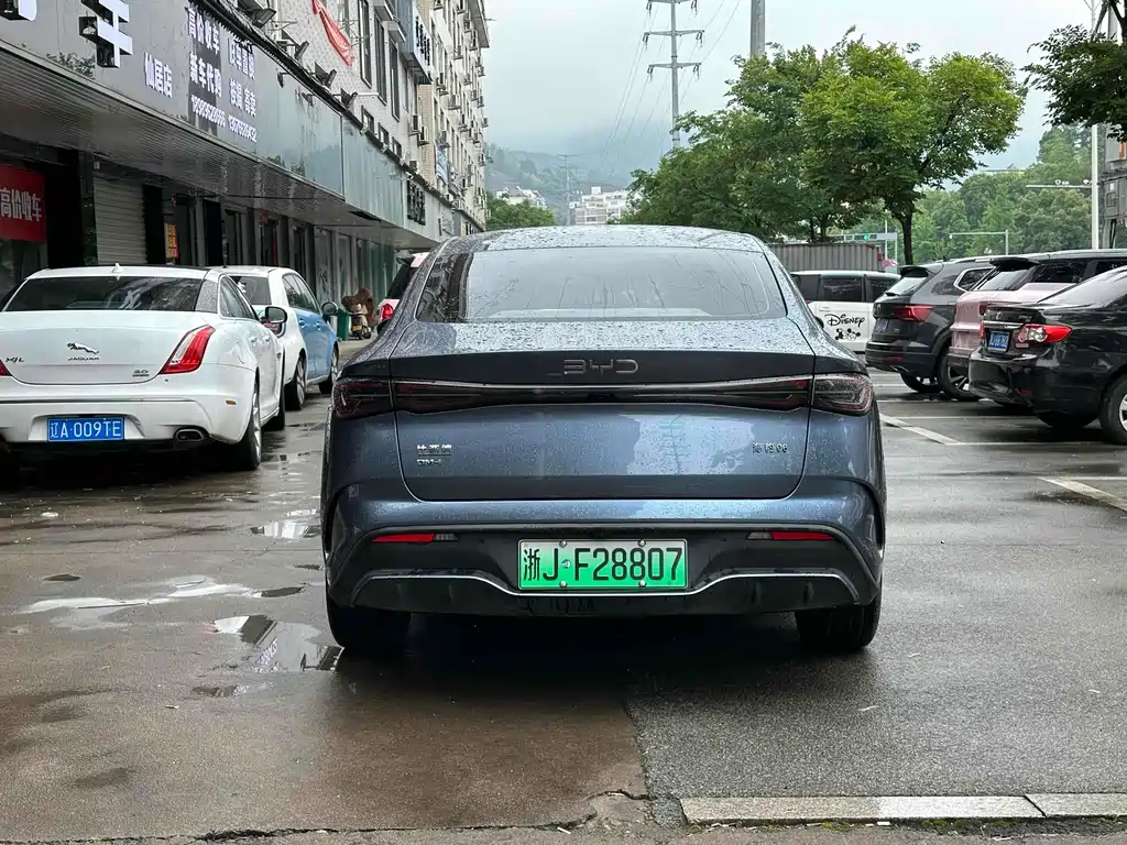 BYD SEAL 06 NEW ENERGY