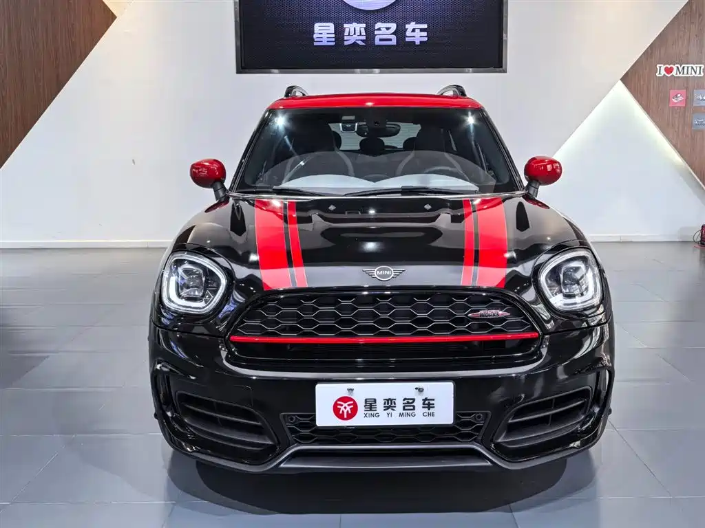 MINI JCW COUNTRYMAN