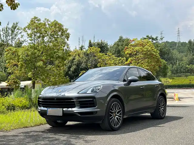 PORSCHE CAYENNE 2021