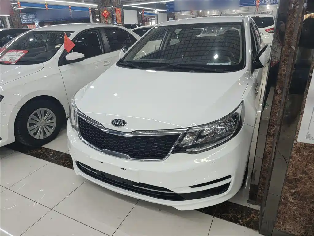 KIA  K2