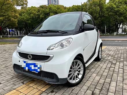 smart fortwo 2010款 1.0 硬顶 pure版