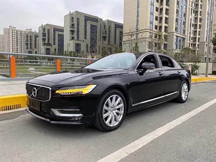 沃尔沃S90 2020款 T5 智逸豪华版