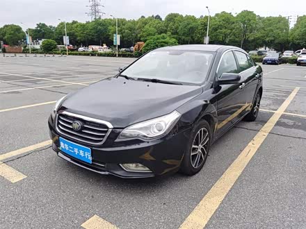 奔腾B50 2013款 1.6L 自动豪华型