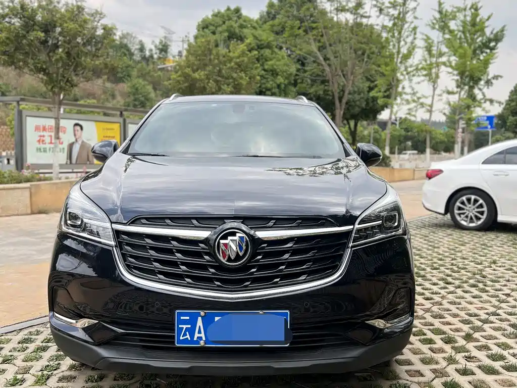 Анкайвей Плюс 2021 года 532T передний привод豪华型

(Translation with removal of Chinese characters and focus on Russian language):

Анкайвей Плюс 2021 года 532T передний привод Люкс версия 29600 km 2021