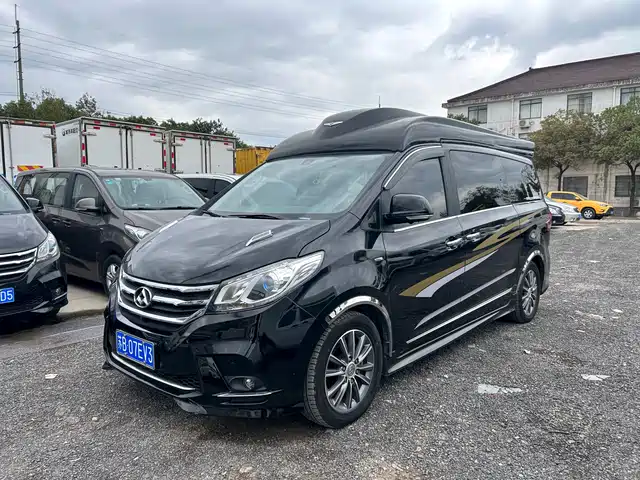 saic-maxus chase-g10