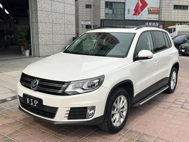 VOLKSWAGEN TIGUAN 2017