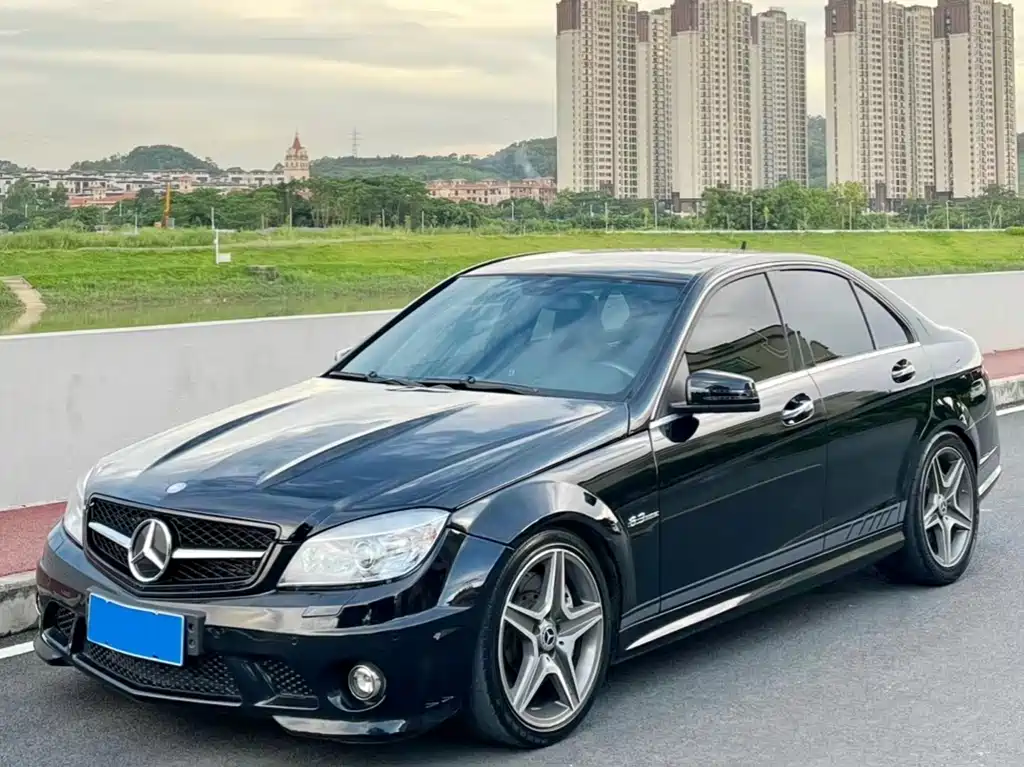 Mercedes-Benz C-Class AMG 2011