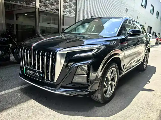 RED FLAG HONGQI HS3 PHEV 2024