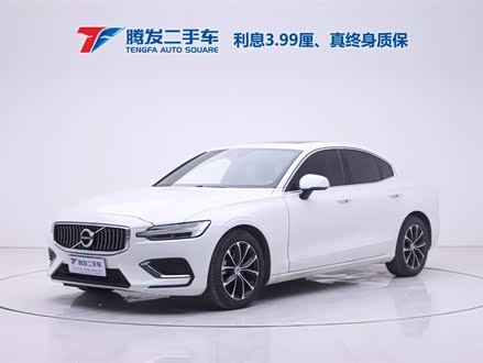 沃尔沃S60 2020款 T4 智逸豪华版