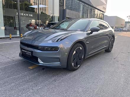 极氪001 2022款 超长续航双电机 YOU版