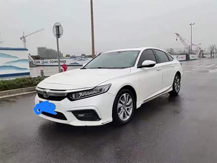 英仕派 2019款 260TURBO 精致版 国VI