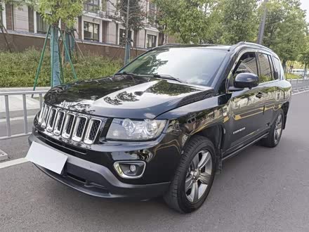 指南者进口 2014款 改款 2.4L 四驱舒适版