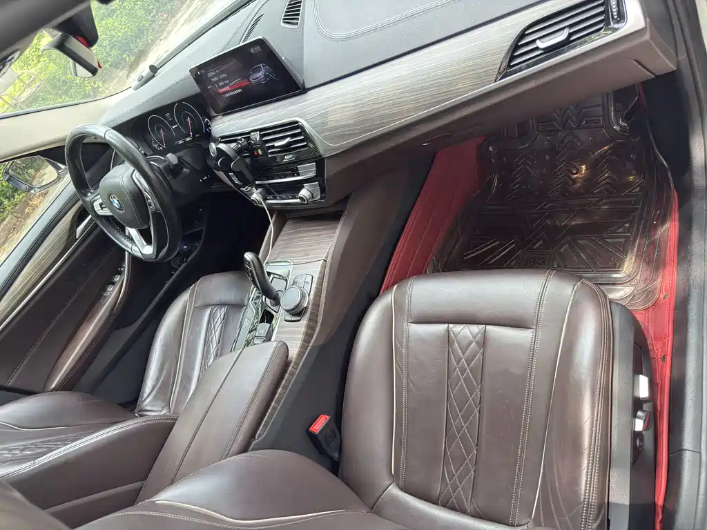 BMW 5 SERIES NEW ENERGY