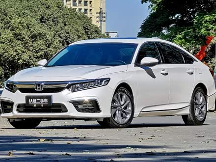 英仕派 2019款 260TURBO 精致版 国VI