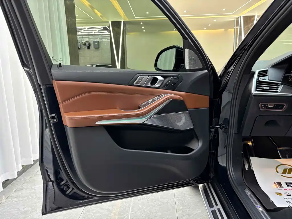 BMW X7 2020 xDrive40i Premium M Sport