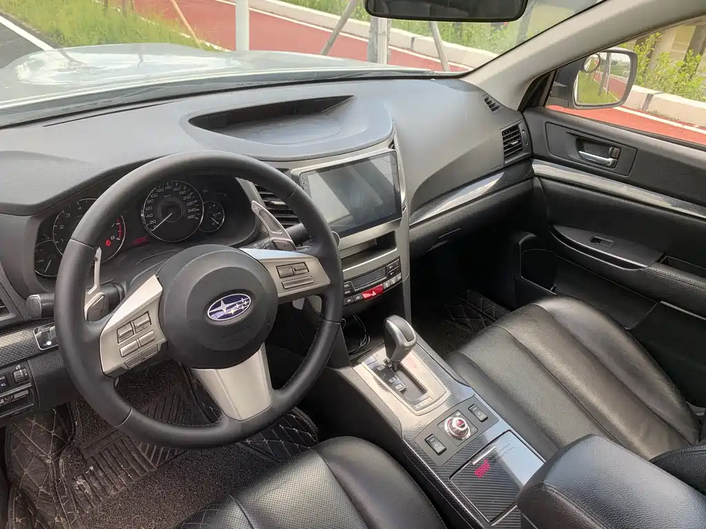 Subaru Legacy 2010 2.5GT Luxury