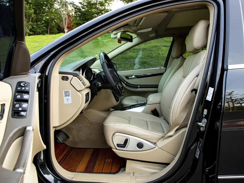 MERCEDES-BENZ R CLASS