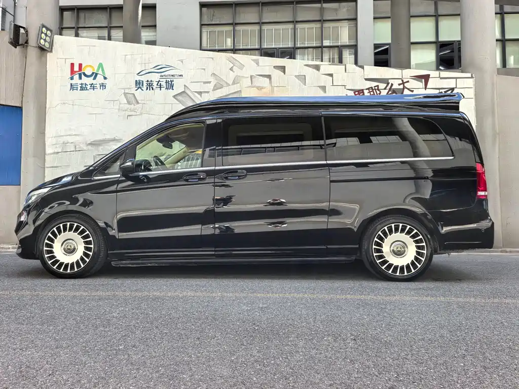 MERCEDES-BENZ V CLASS