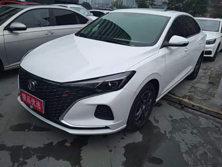 逸动 2020款 PLUS 蓝鲸NE 1.4T GDI DCT尊贵型