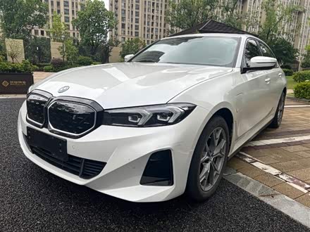 宝马i3 2022款 eDrive 35 L