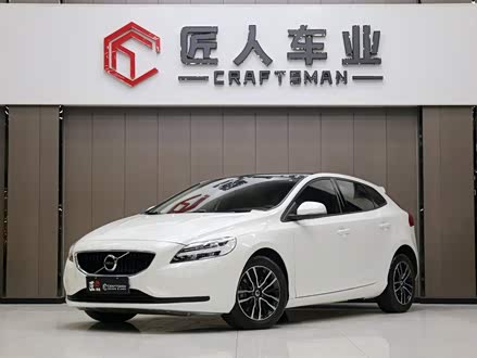 沃尔沃V40 2018款 T3 智逸版