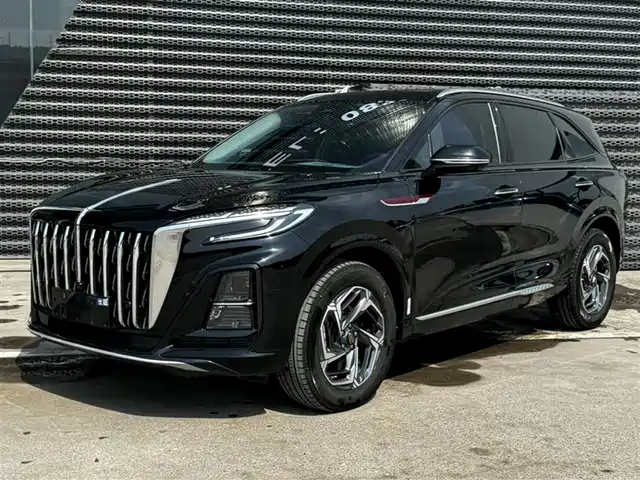 RED FLAG HONGQI HS3 2023