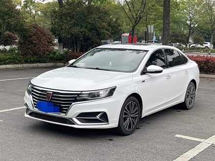 荣威i6 2020款 PLUS 1.6L CVT 4G互联荣耀全息版