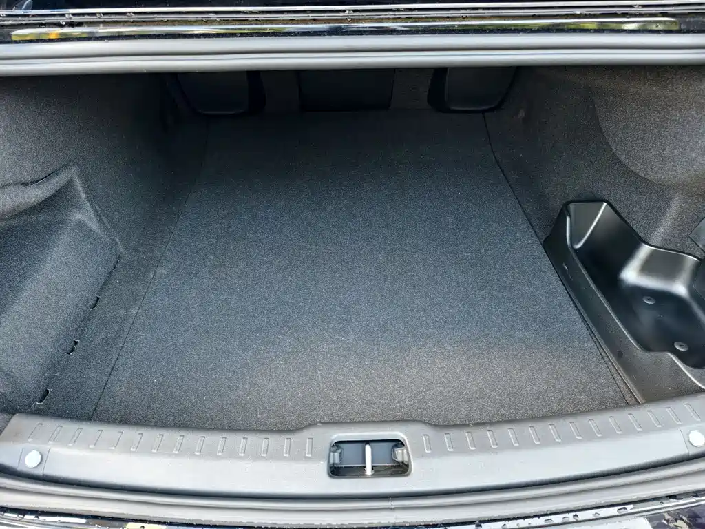 VOLVO S90 PLUG IN HYBRID