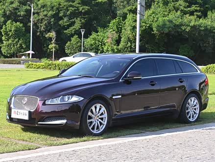 捷豹XF 2015款 XF 2.0T Sportbrake 豪华版