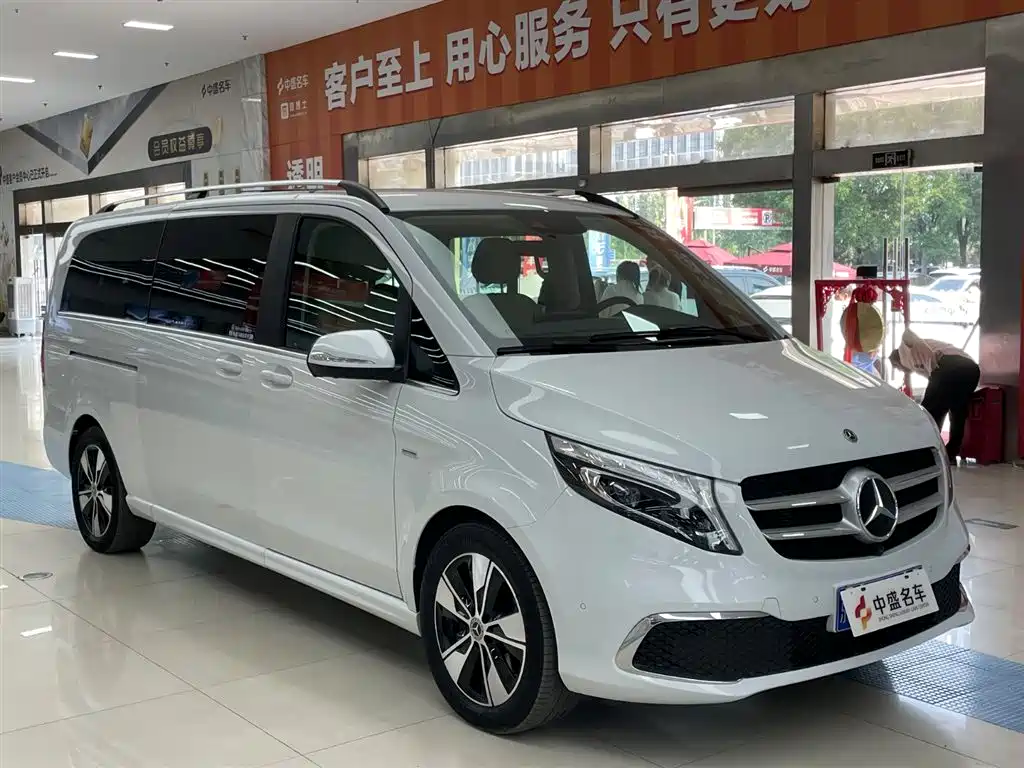 MERCEDES-BENZ V CLASS