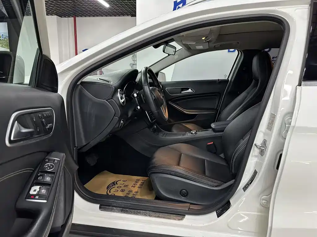 Mercedes-Benz GLA GLA 200 Fashion Type, фото 5