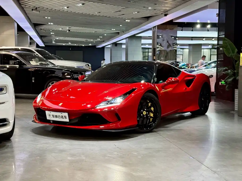 Ferrari F8 2022
