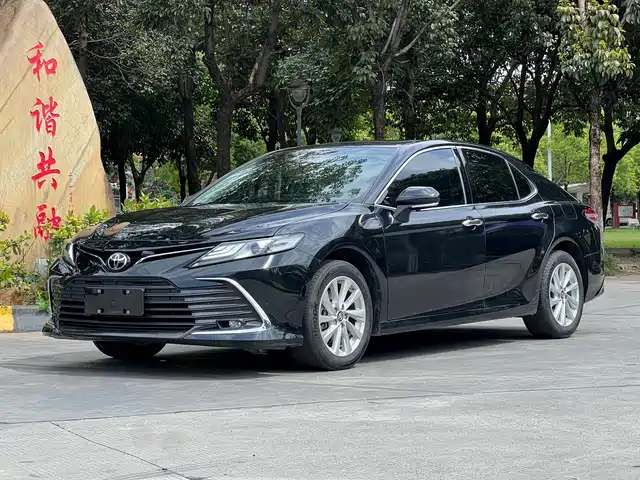 TOYOTA CAMRY 2021