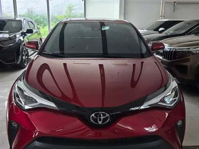 TOYOTA  C HR 2021