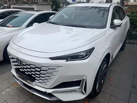 长安UNI-K 2021款 2.0T 全轮驱动尊贵型