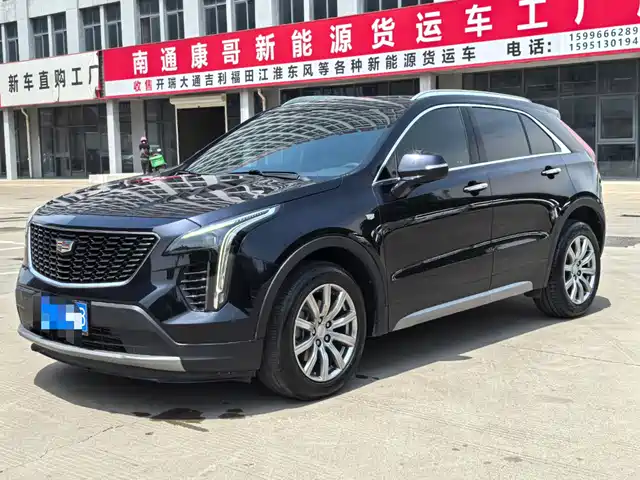 CADILLAC  XT4 2021
