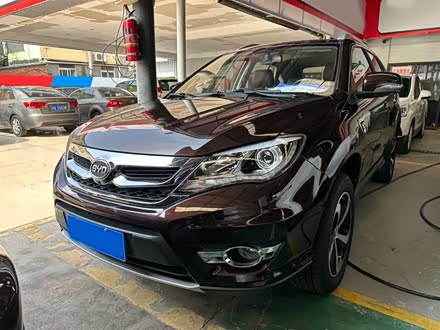 比亚迪S7 2015款 2.0T 升级版 自动旗舰型
