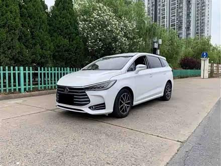 宋MAX 2017款 1.5T 自动智联豪华型 7座