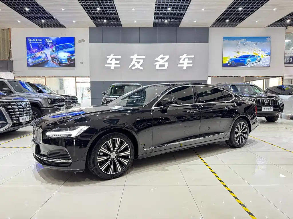 VOLVO S90 PLUG IN HYBRID