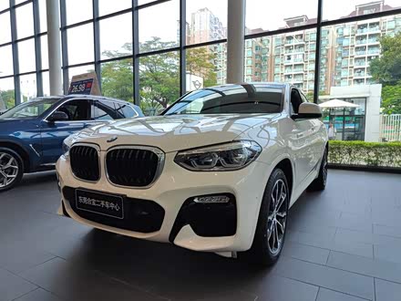 宝马X4 2019款 xDrive30i M越野套装