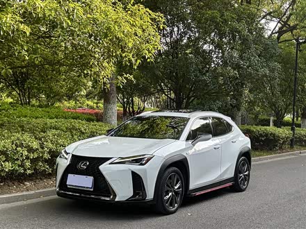 雷克萨斯UX 2019款 200 F SPORT版