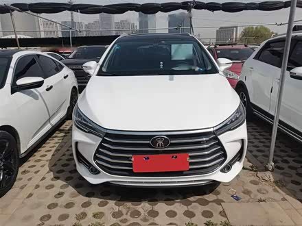 宋MAX 2017款 1.5T 自动智联精英型 7座