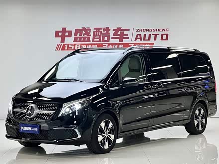 奔驰V级 2021款 V 260 L 长轴距尊贵版