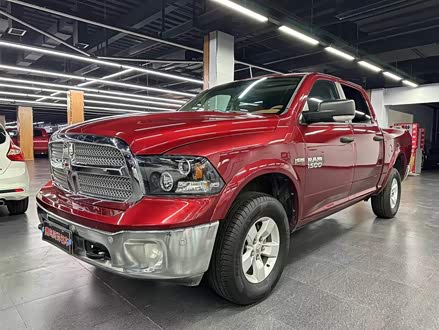 RAM Trucks 2013款 1500 5.7L