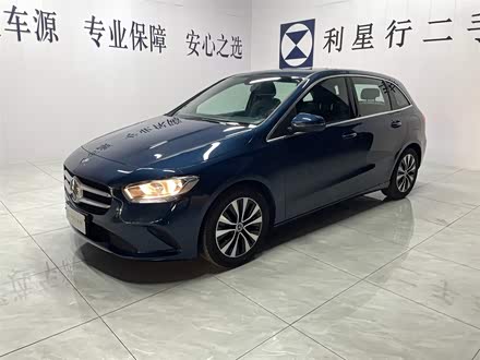 奔驰B级 2021款 B 180 时尚型