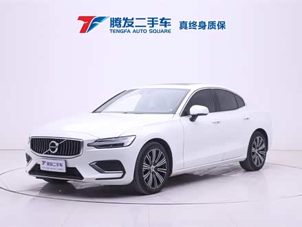 沃尔沃S60 2022款 B4 智远豪华版