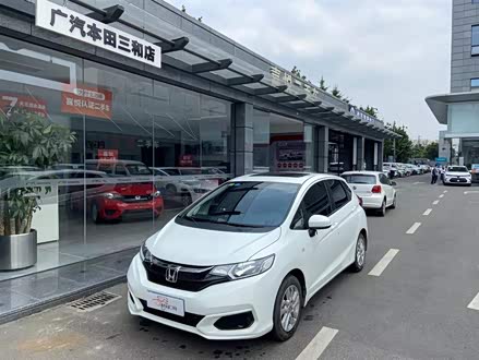 飞度 2018款 1.5L CVT舒适天窗版