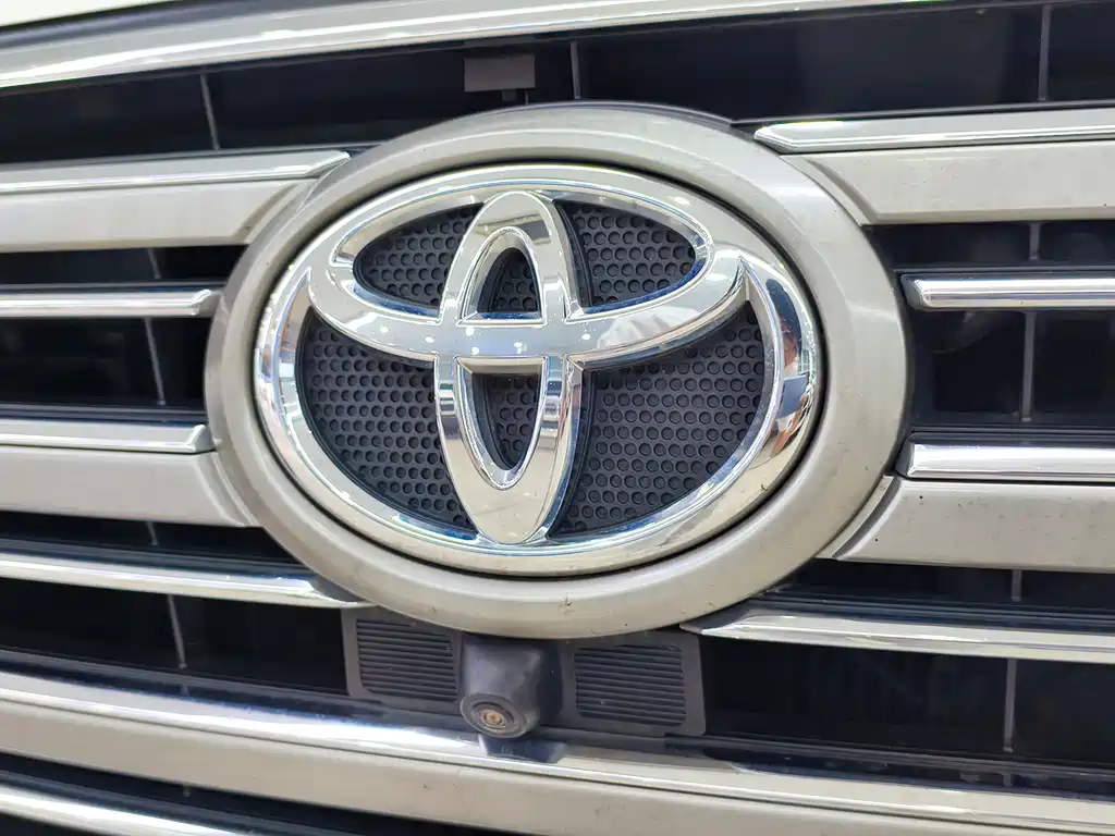 Toyota Land Cruiser 2019 4.0L GX-R