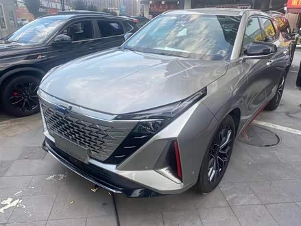 长安欧尚Z6 2022款 蓝鲸 1.5T DCT智尊型