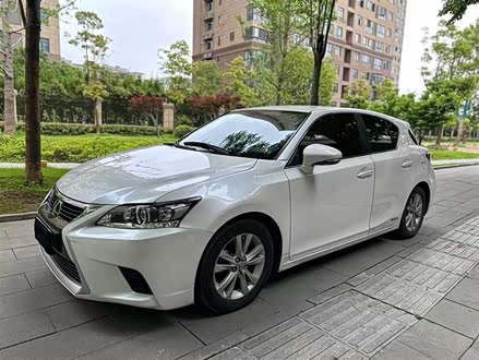 雷克萨斯CT 2014款 CT200h 精英版 单色